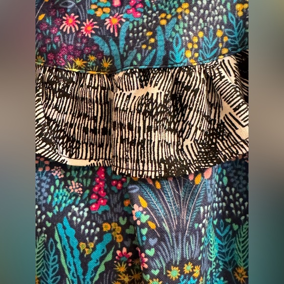 NWOT Size 2-3T Little Moony Handmade Dress in Beautiful Floral Print w/ Ruffle - Picture 4 of 7